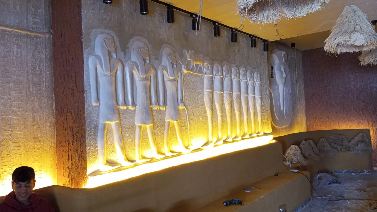 Restaurant iç mekân duvar aydınlatması
